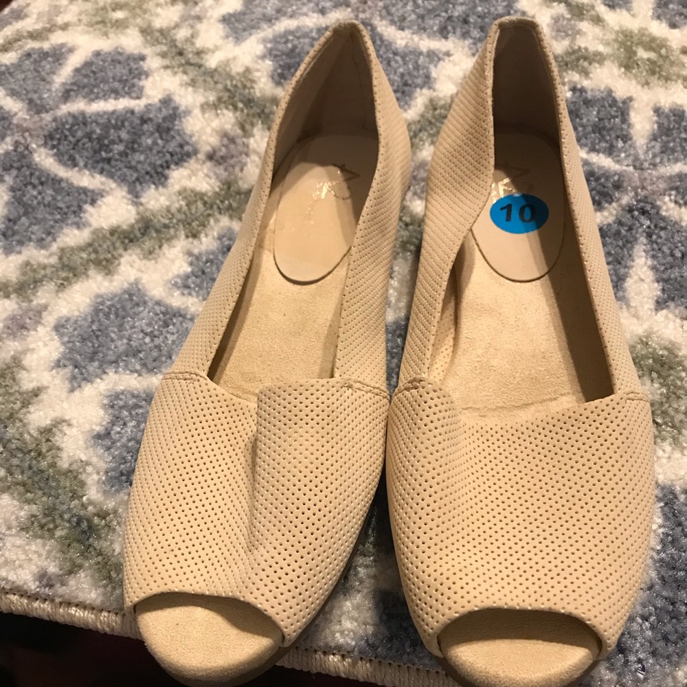 Ladies shoe A2 by Aerosoles sz 10